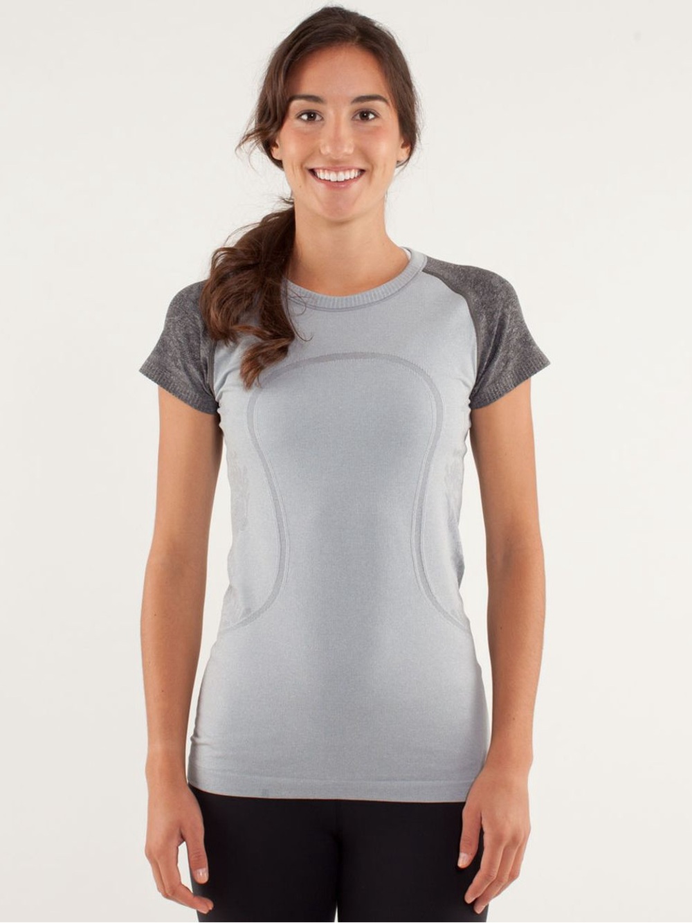 Lululemon Women’s Run Swiftly Tee in Light Gray Size 10